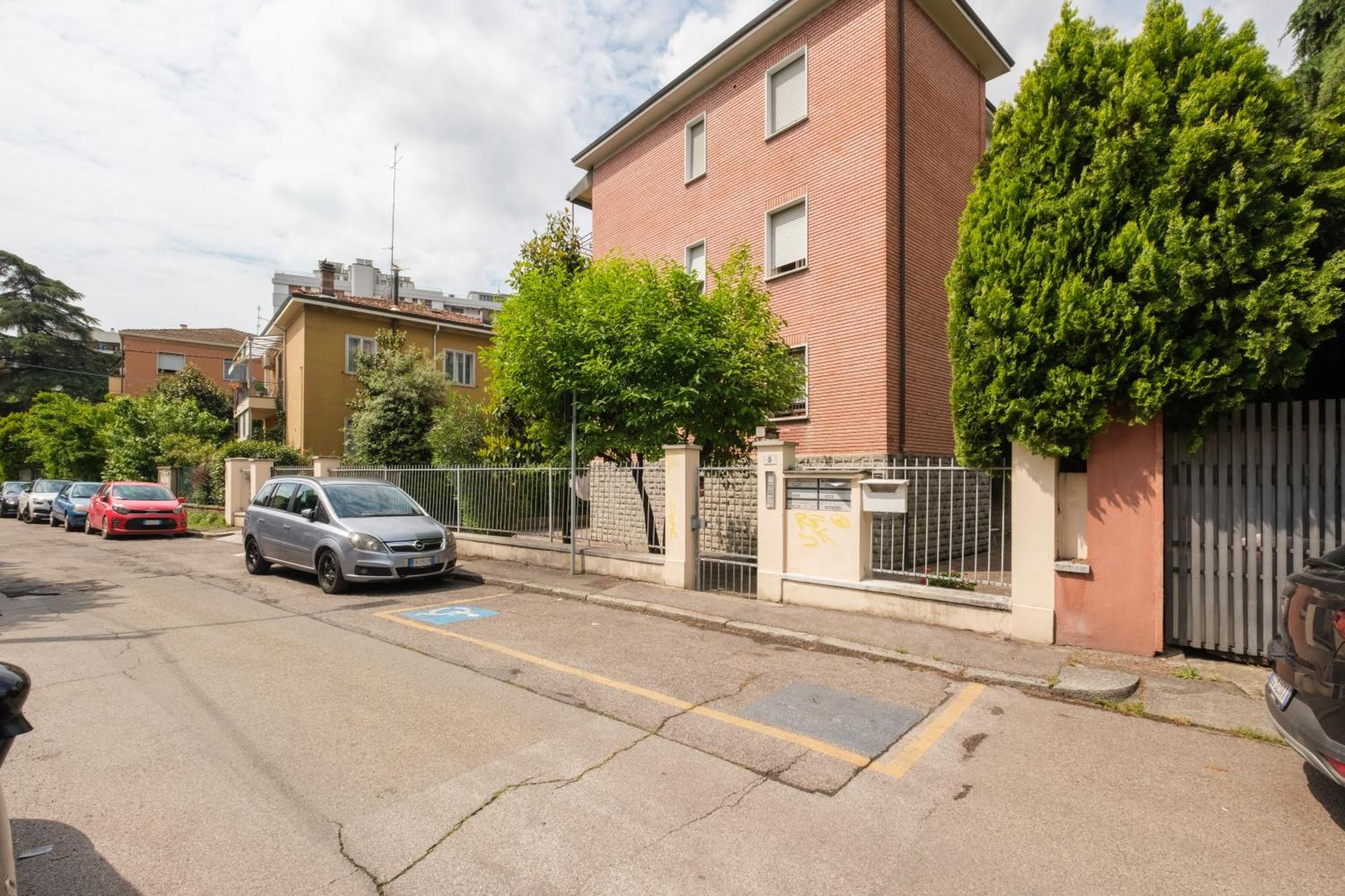 Ferienwohnung Oasis Of Tranquility Just Minutes From Downtown Bologna Exterior foto